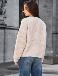 Sweter Staff gi milk oversize