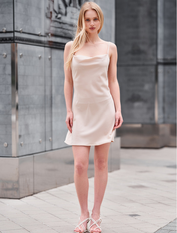 Sukienka Staff mua creamy