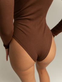 Body Staff kr brown