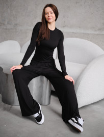 Dres Staff ved black