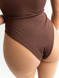 Body Staff si brown