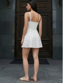 Spódnic aStaff ke fowers