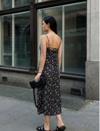 Sukienka Staff jad black flowers