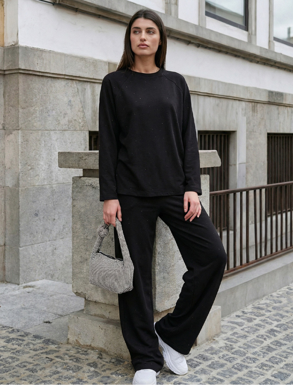 Dres Staff bou black