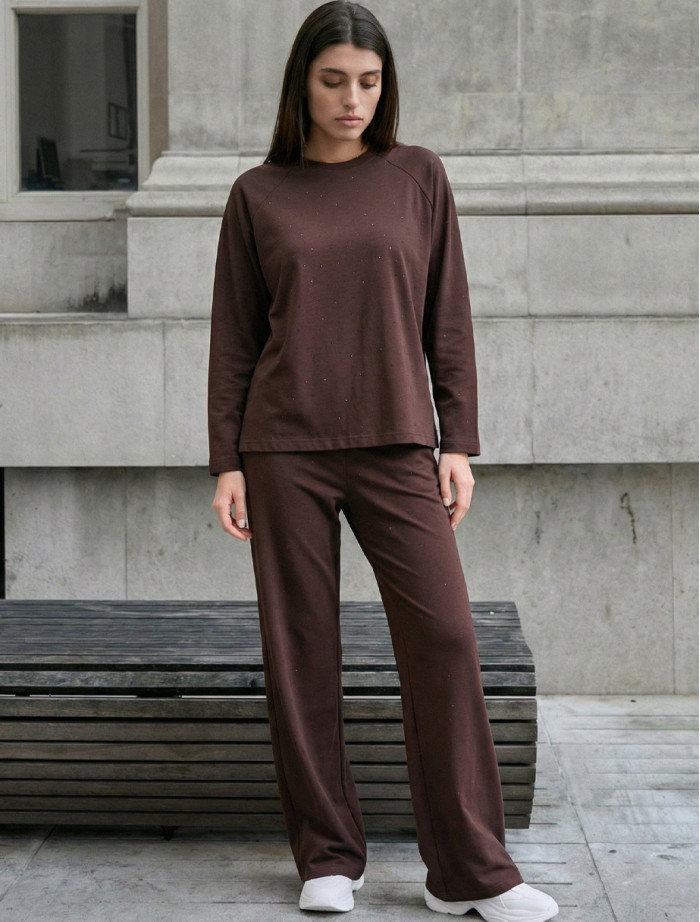 Dres Staff bou brown