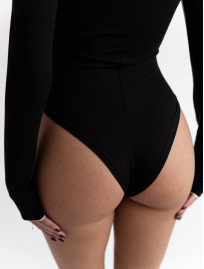 Body Staff ish black & white