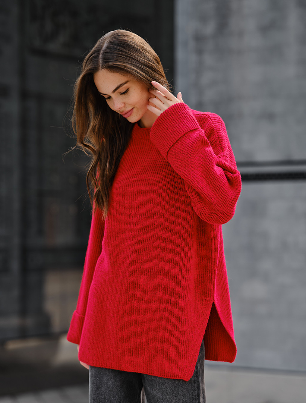 Damski sweter z dzianiny Staff lun red oversize