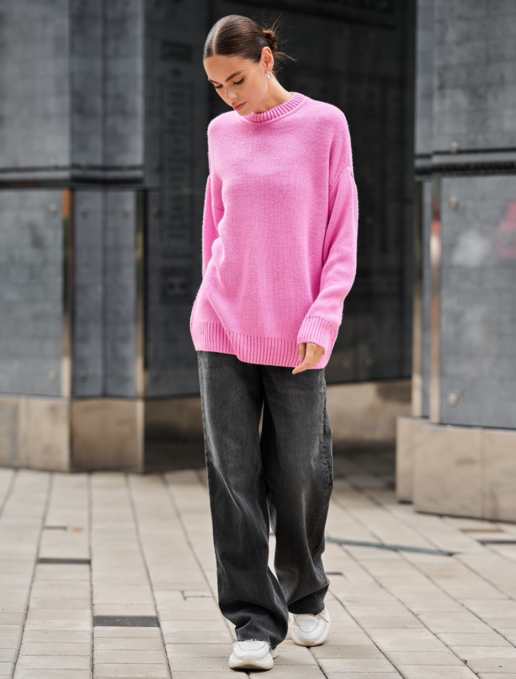 Damski sweter z dzianiny Staff isa pink