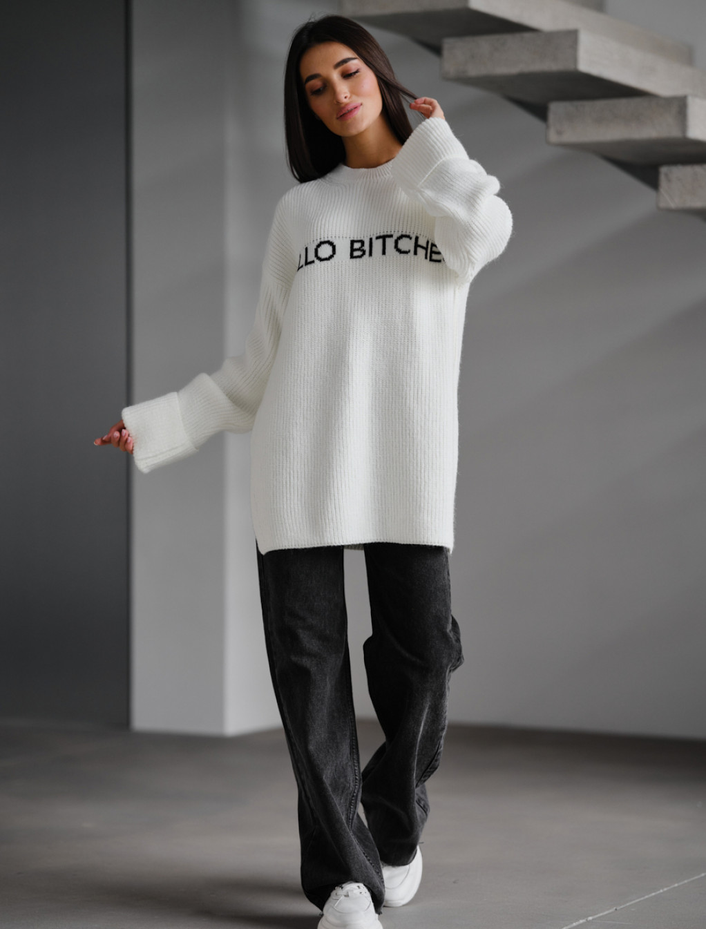 Damski sweter z dzianiny Staff lo white oversize