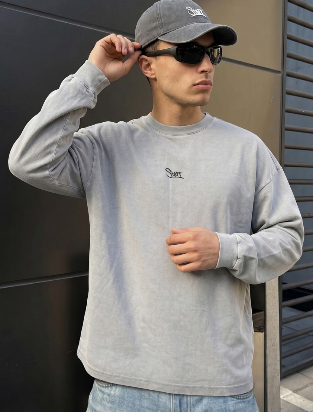 Longsleeve Staff light gray logo premium washed oversize