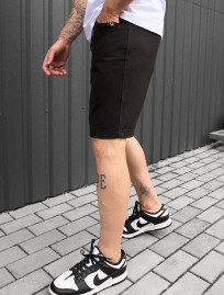 Spodenki Staff je black