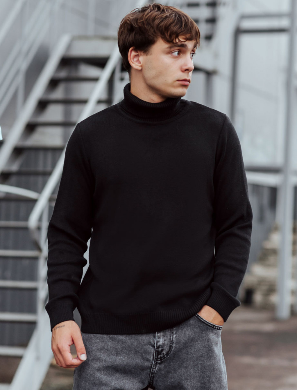 Swetr dzianinowy Staff black
