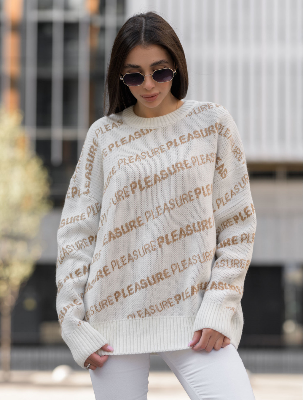 Damski sweter Staff pleasure oversize white