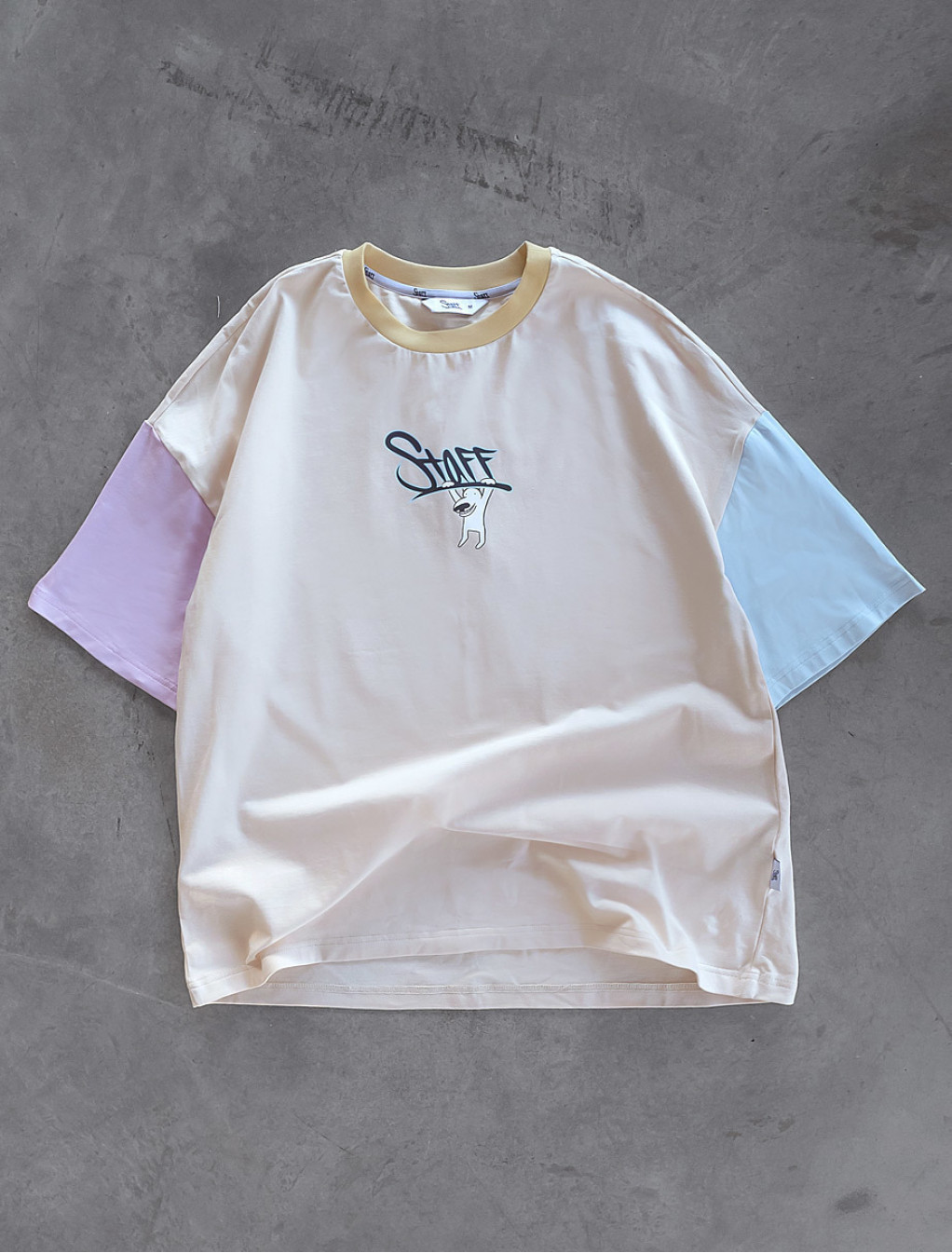 Koszulka Staff x White Dog logo oversize
