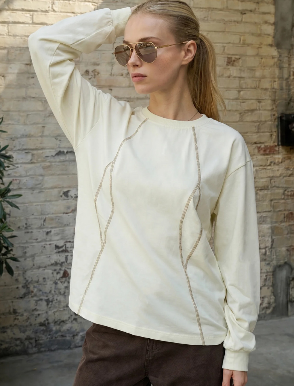 Longsleeve Staff pol milk oversize