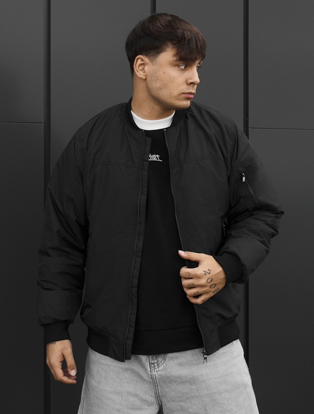 Bomber Staff ye black