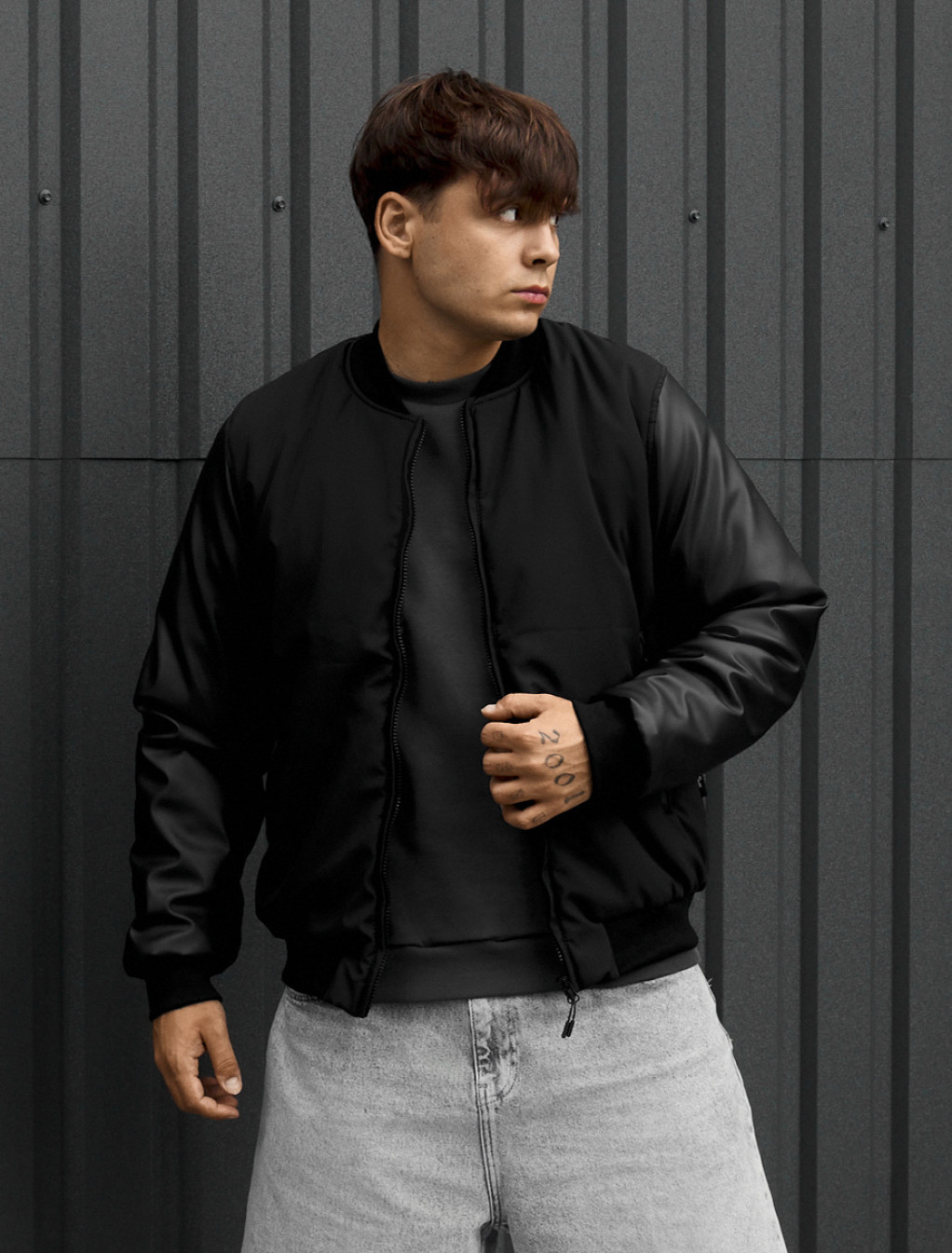 Bomber Staff fly black