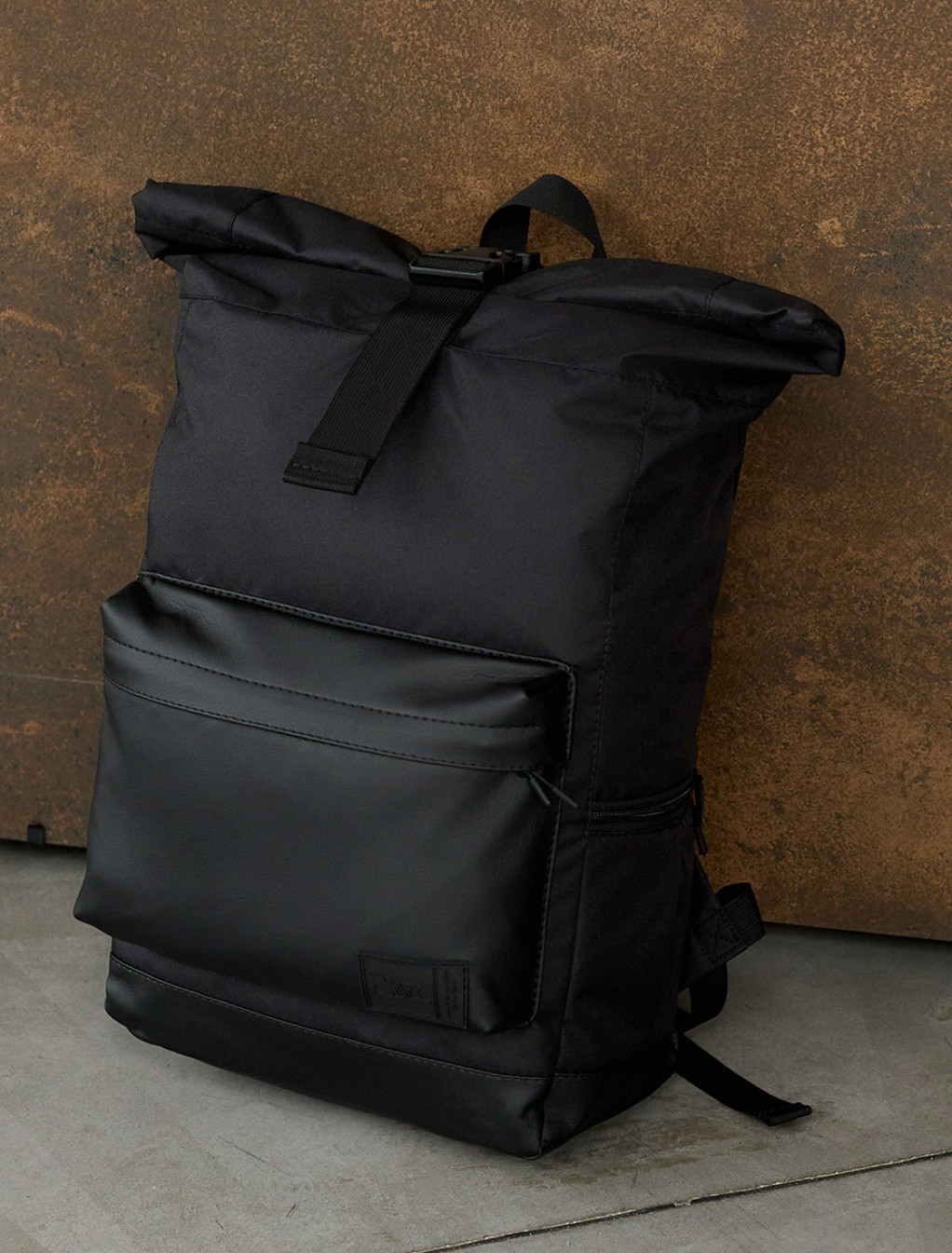 Plecak Staff rolltop 22L all black