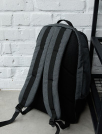 Plecak Staff po 30L logo gray