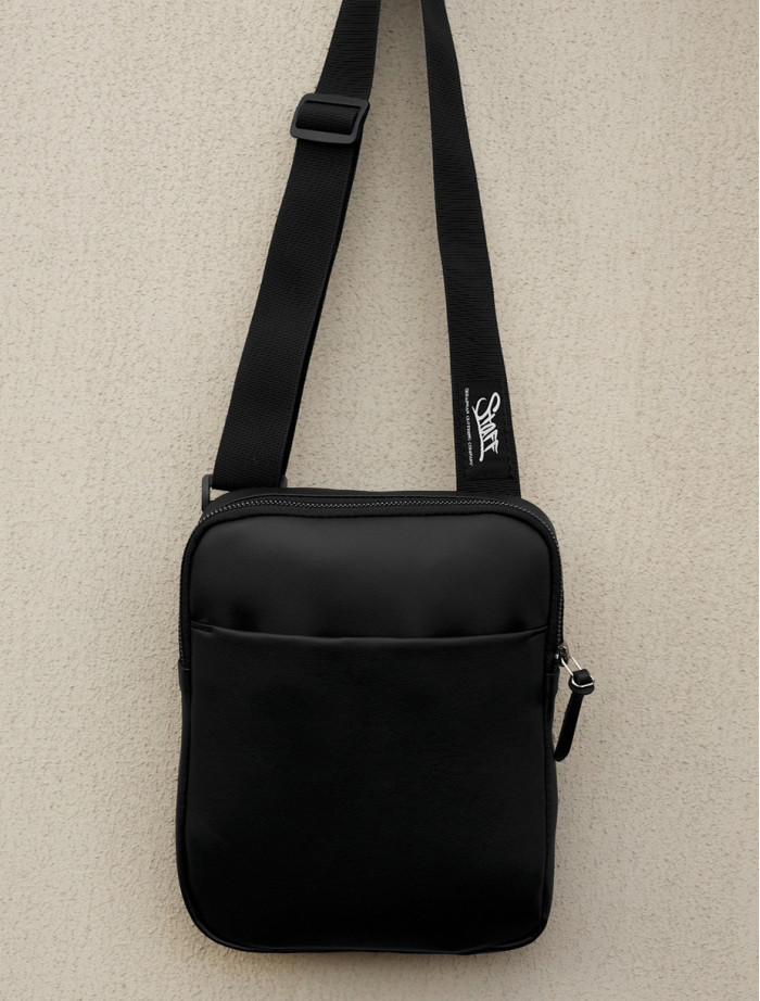 Torba na ramię Staff black leather