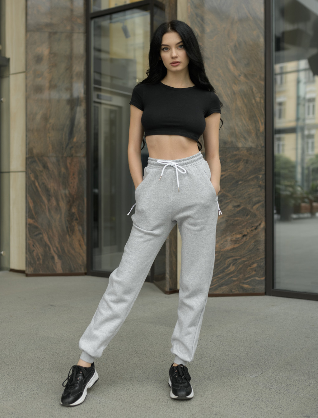 Damskie spodnie dresowe Staff gray melange basic fleece