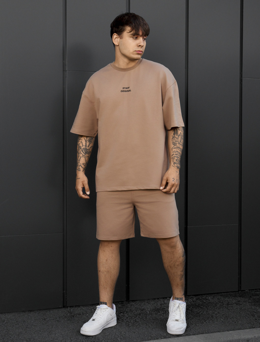 Komplet koszulka + spodenki Staff no brown oversize