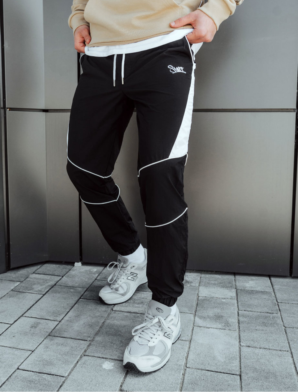 Joggery Staff retro black