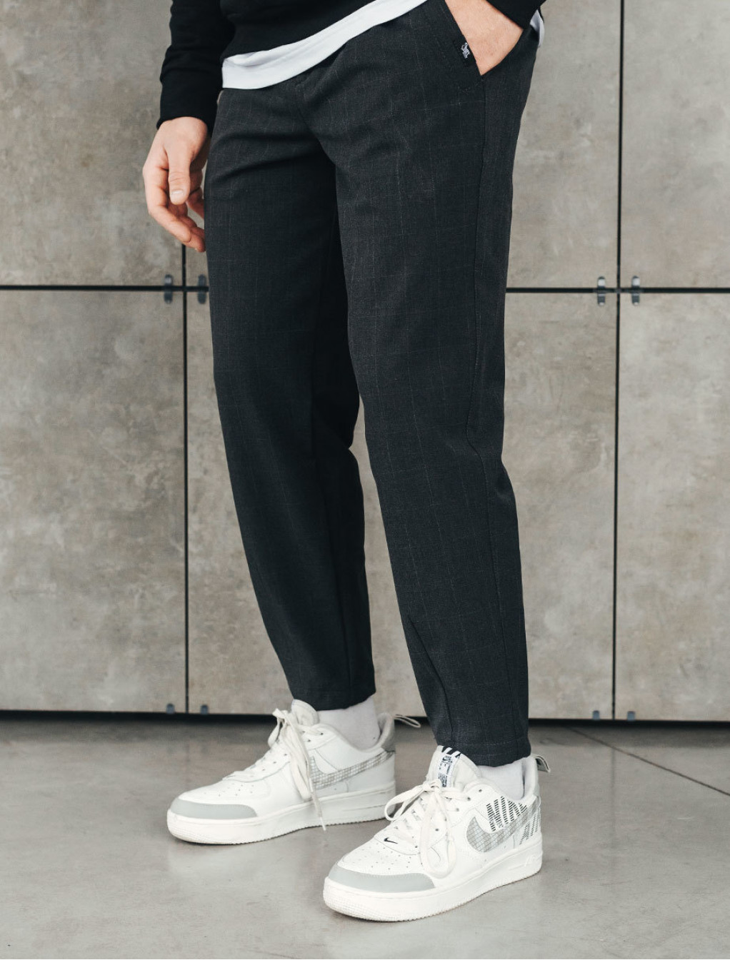 Spodnie Staff line dark gray square