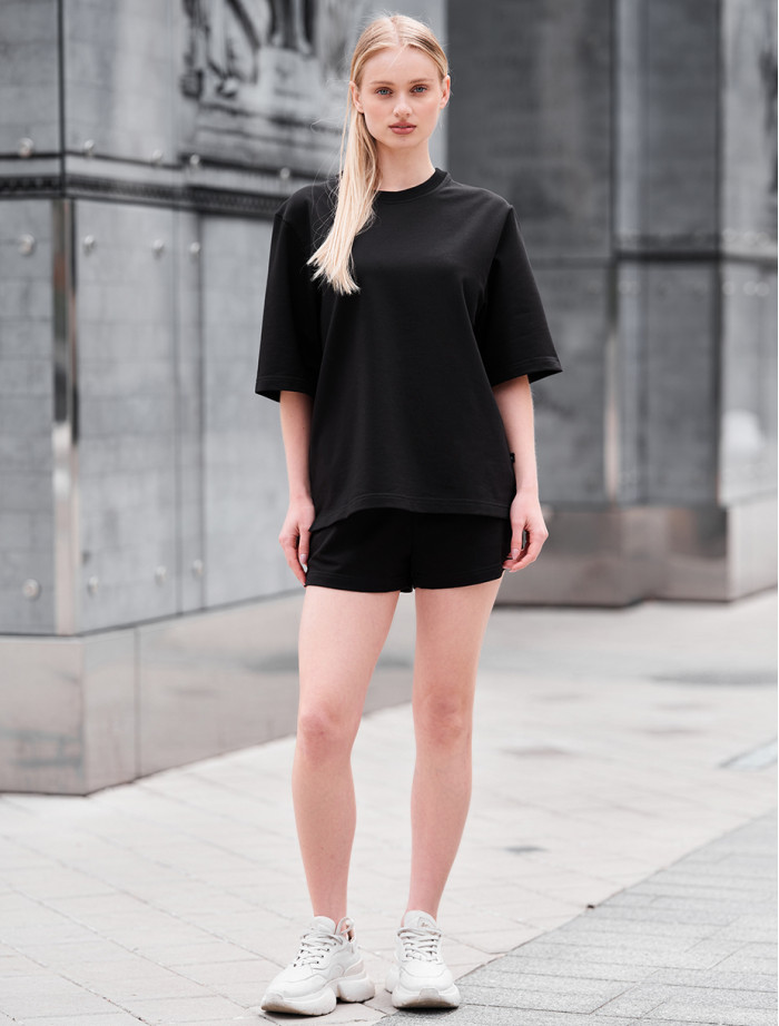 Letni komplet damski koszulka + spodenki Staff ju black