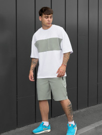 Komplet koszulka + spodenki Staff patt white & light olive oversize