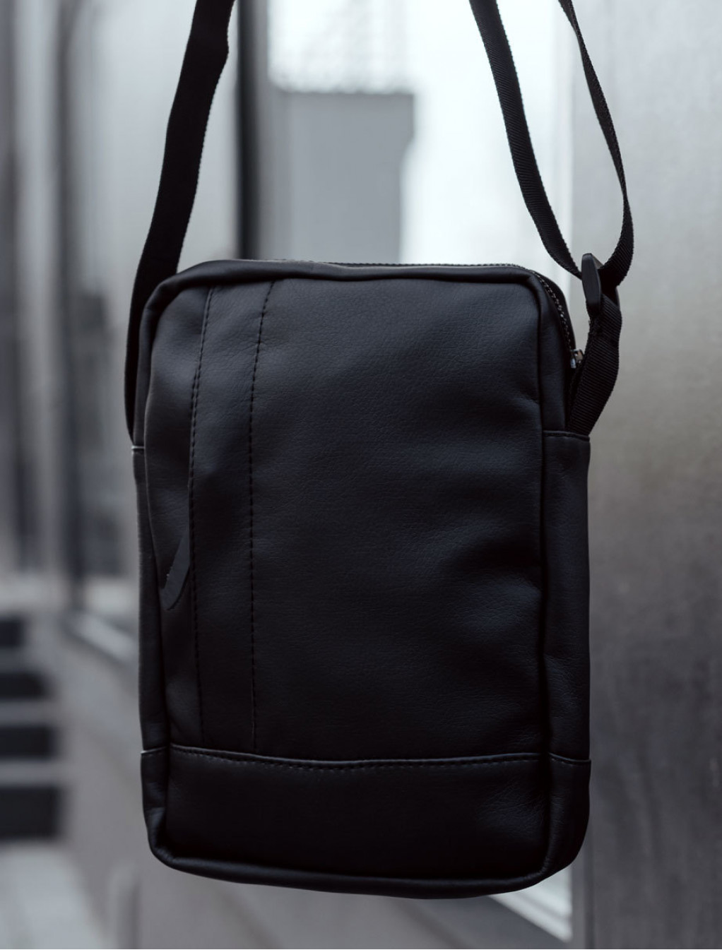 Torba na ramię Staff leather black2