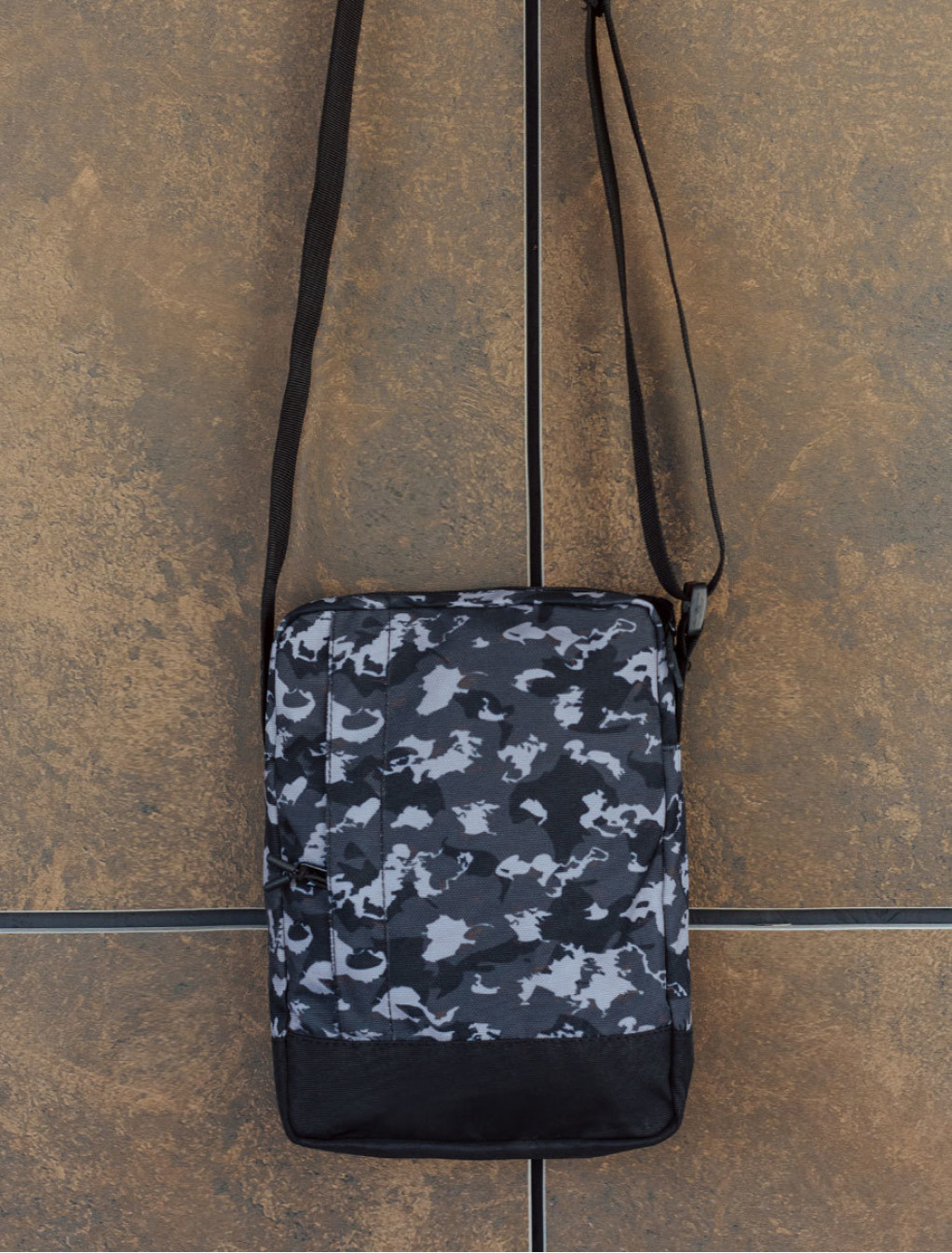 Torba na ramię Staff black & gray camo