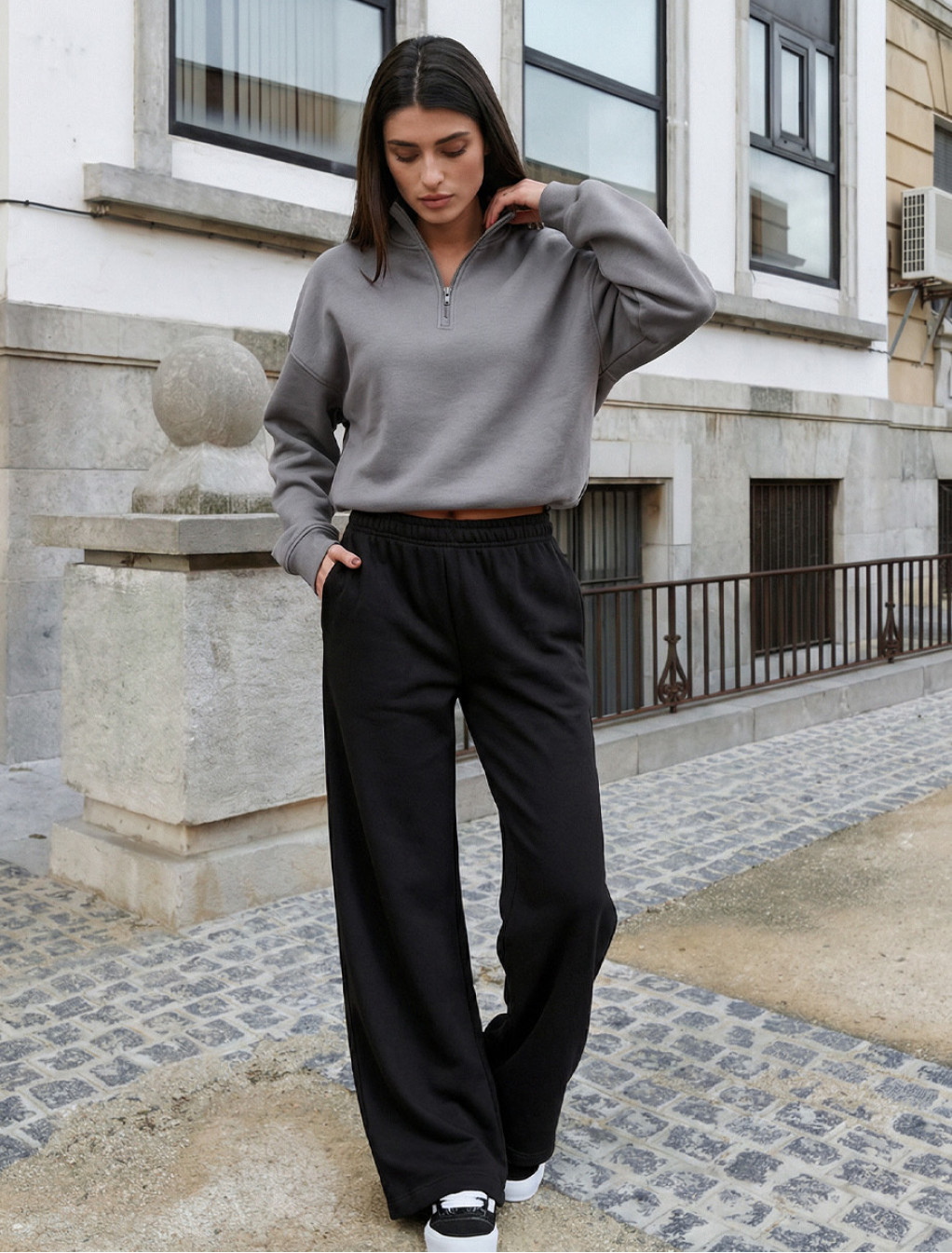 Spodnie dresowe Staff mon black