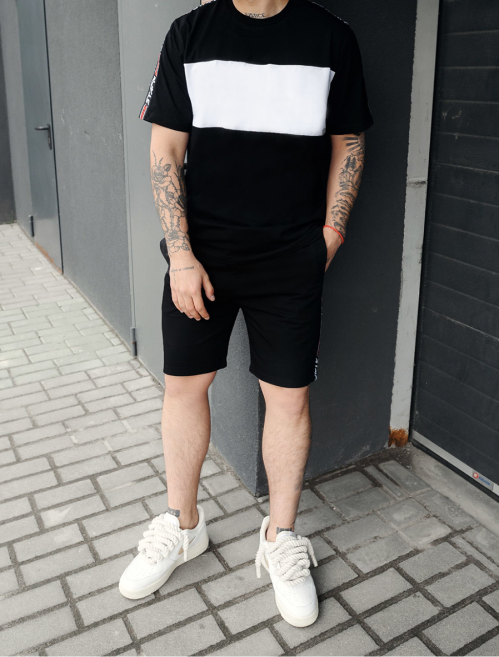 Letni komplet: koszulka + szorty Staff fio black & white4