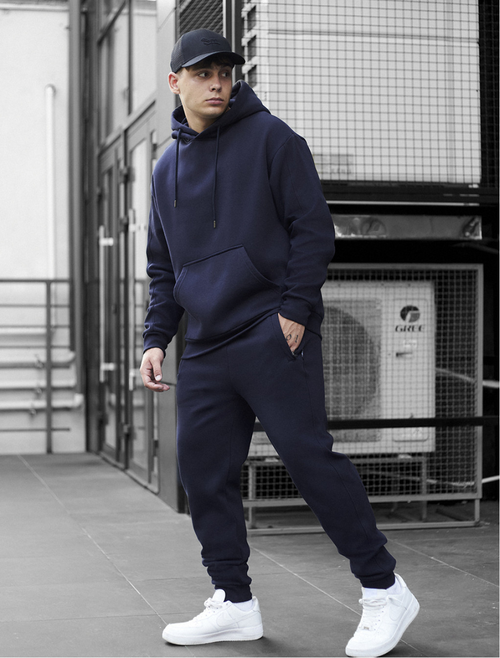 Dres Staff jax navy oversize fleece