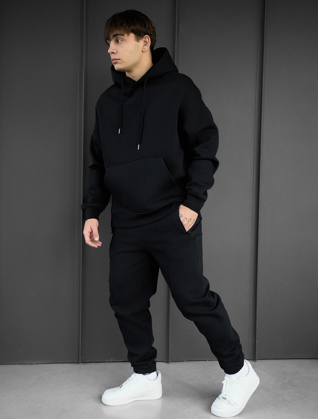 Dres Staff nod black oversize fleece