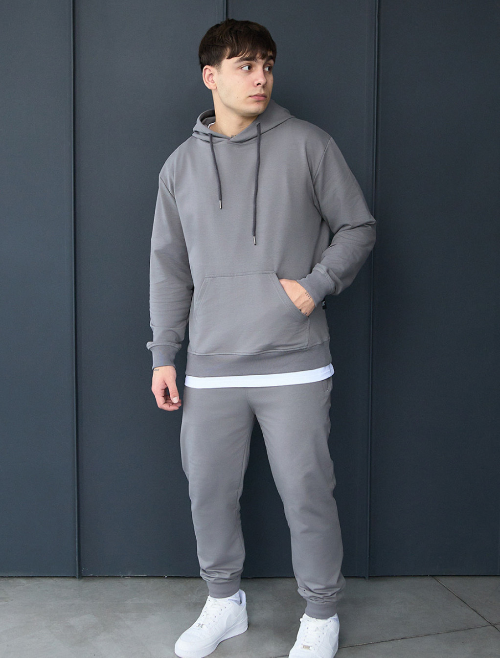 Dres Staff vit gray basic