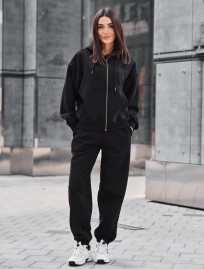Dres Staff on black oversize fleece