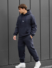 Dres Staff say navy logo fleece