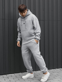 Dres Staff say light gray logo fleece