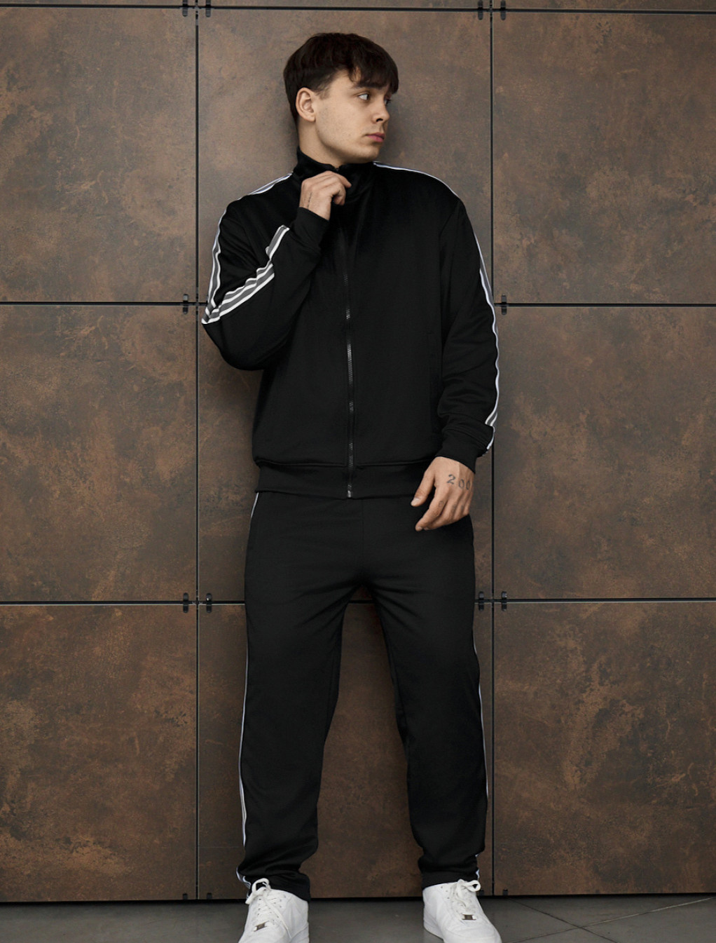 Dres Staff pri black