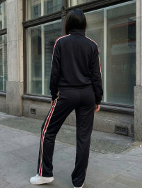 Dres Staff dis black