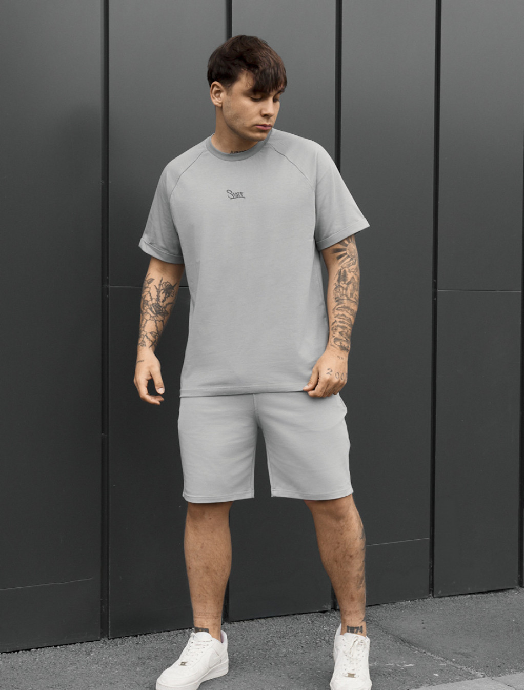 Komplet koszulka + spodenki Staff mb logo light gray