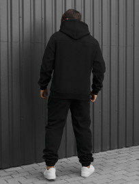 Dres Staff say black logo fleece