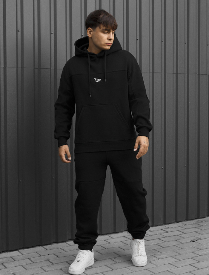 Dres Staff say black logo fleece