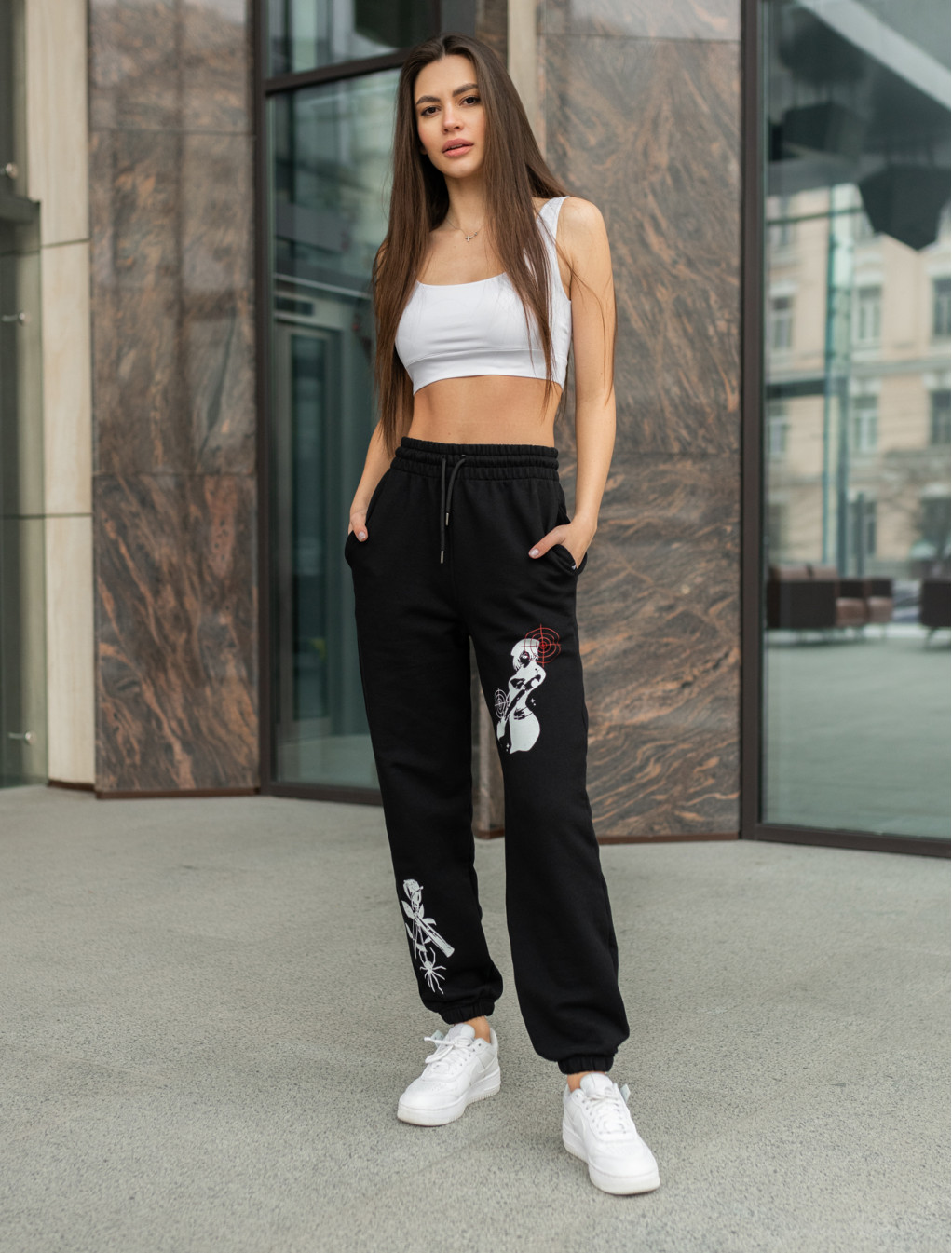 Damskie spodnie dresowe Staff aim