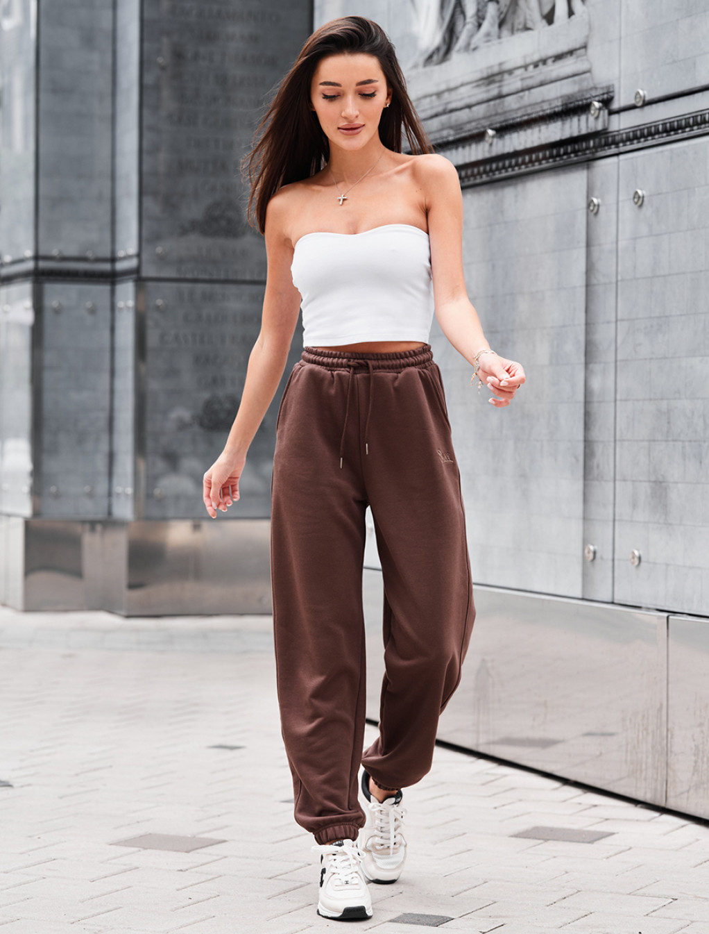 Spodnie sportowe Staff flexi brown