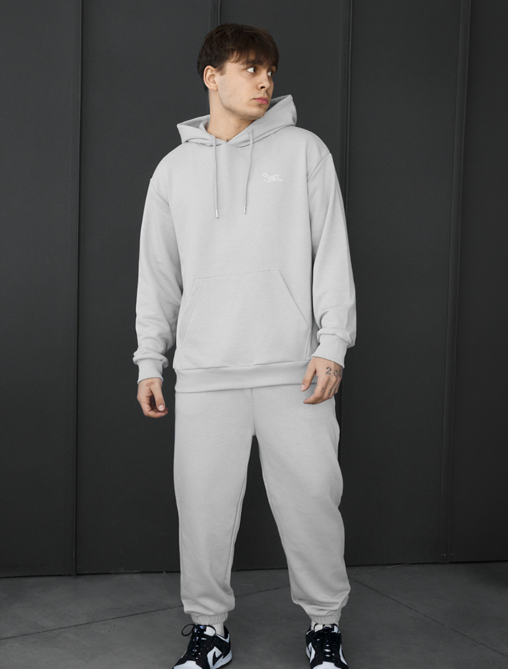 Dres Staff fad light gray