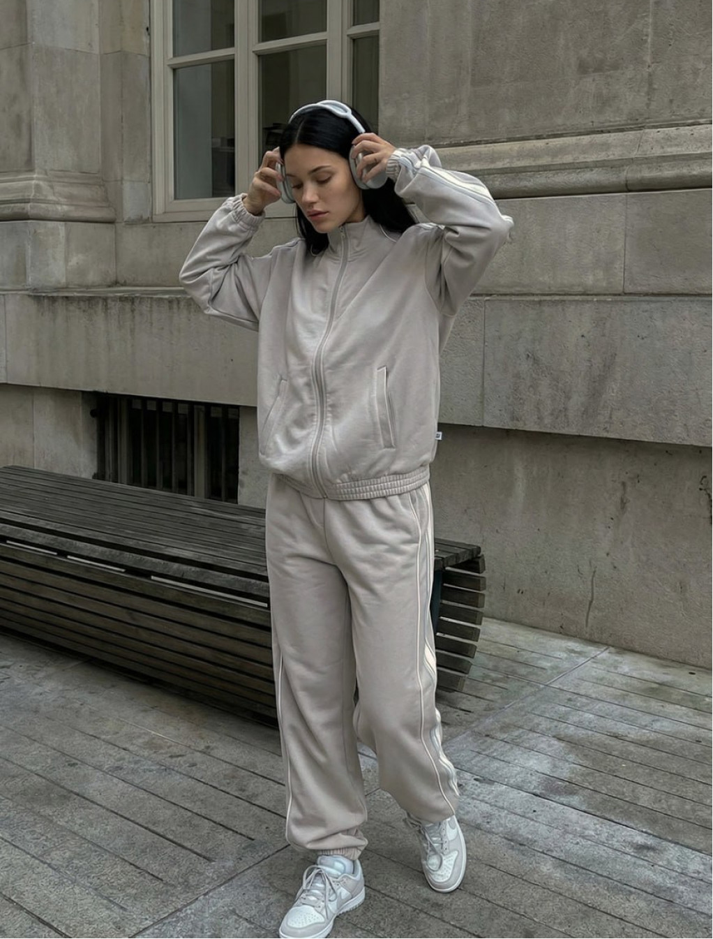 Dres Staff ine zip light gray oversize