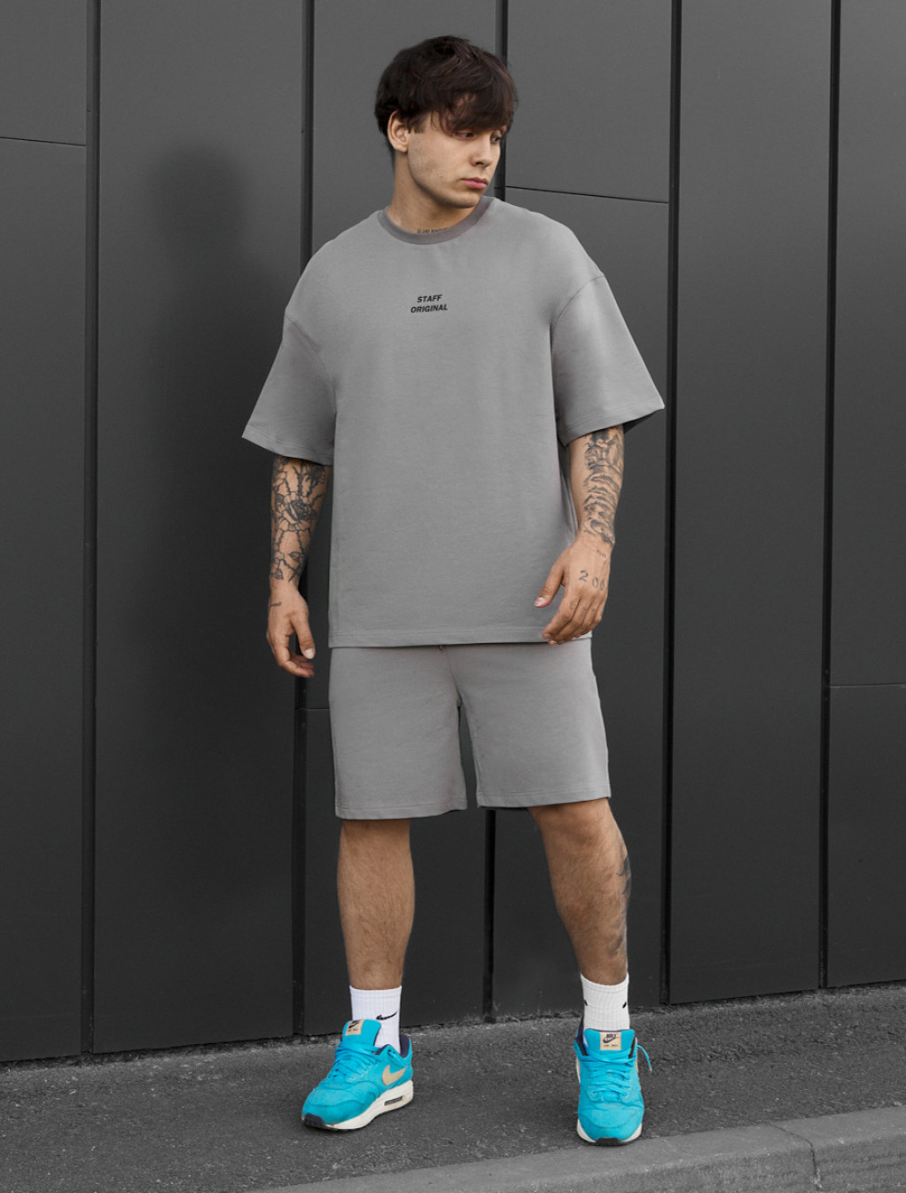 Komplet koszulka + spodenki Staff no gray oversize